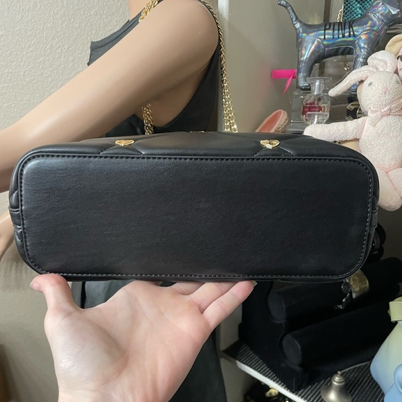 🖤Gorgeous NWT Love Moschino Black PU Black & Gold Bag - Picture 5 of 13